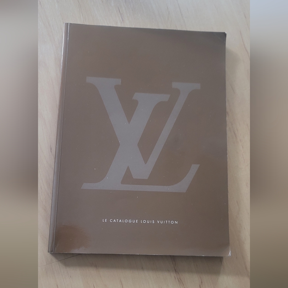 Louis Vuitton LV 2002 Catalog